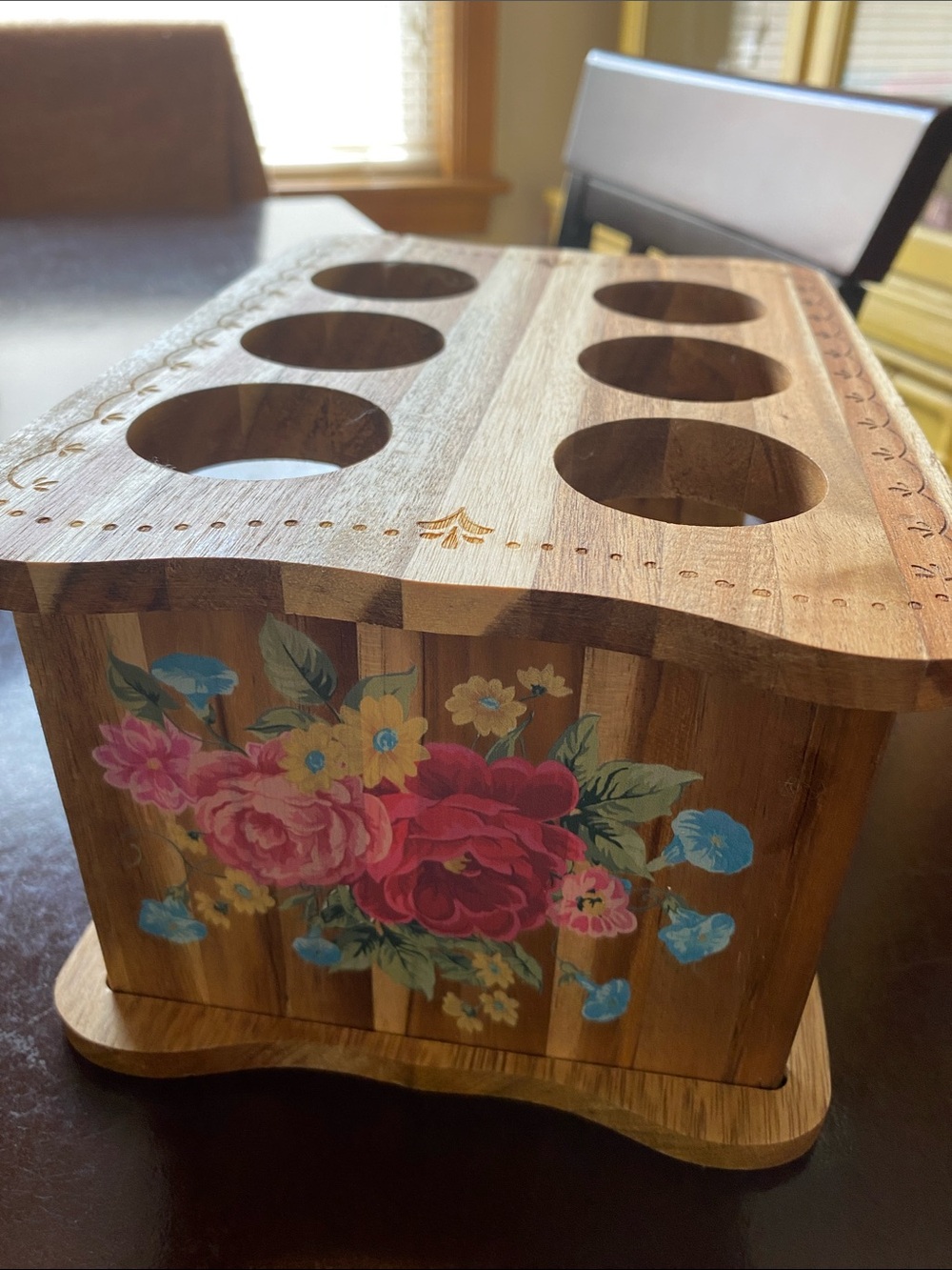 Wooden Floral Cup Holder - Rustic Brown spice rack